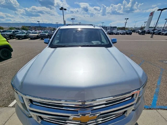 Used 2018 Silver Ice Metallic Chevrolet Premier image 31