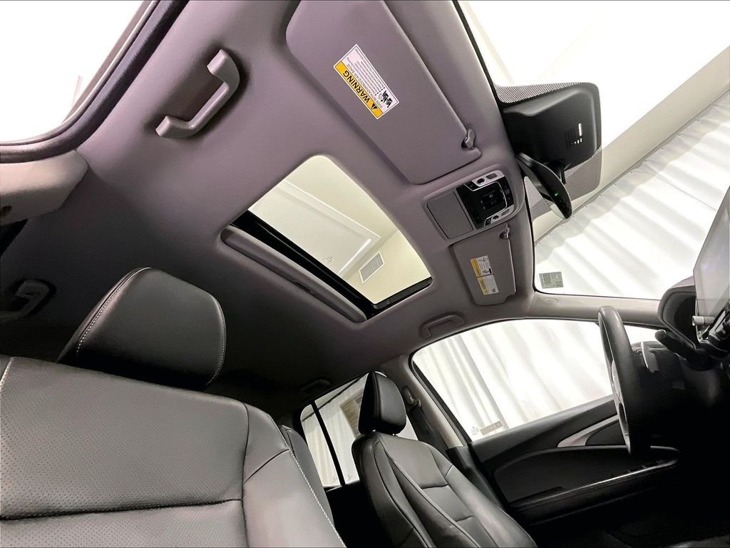 Used 2023 Black Honda RTL image 22
