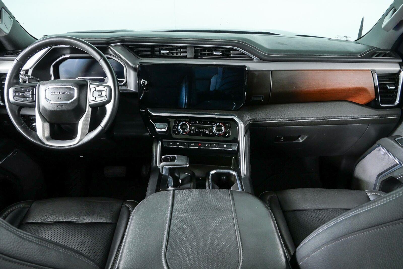 Used 2023 Onyx Black GMC Denali image 20