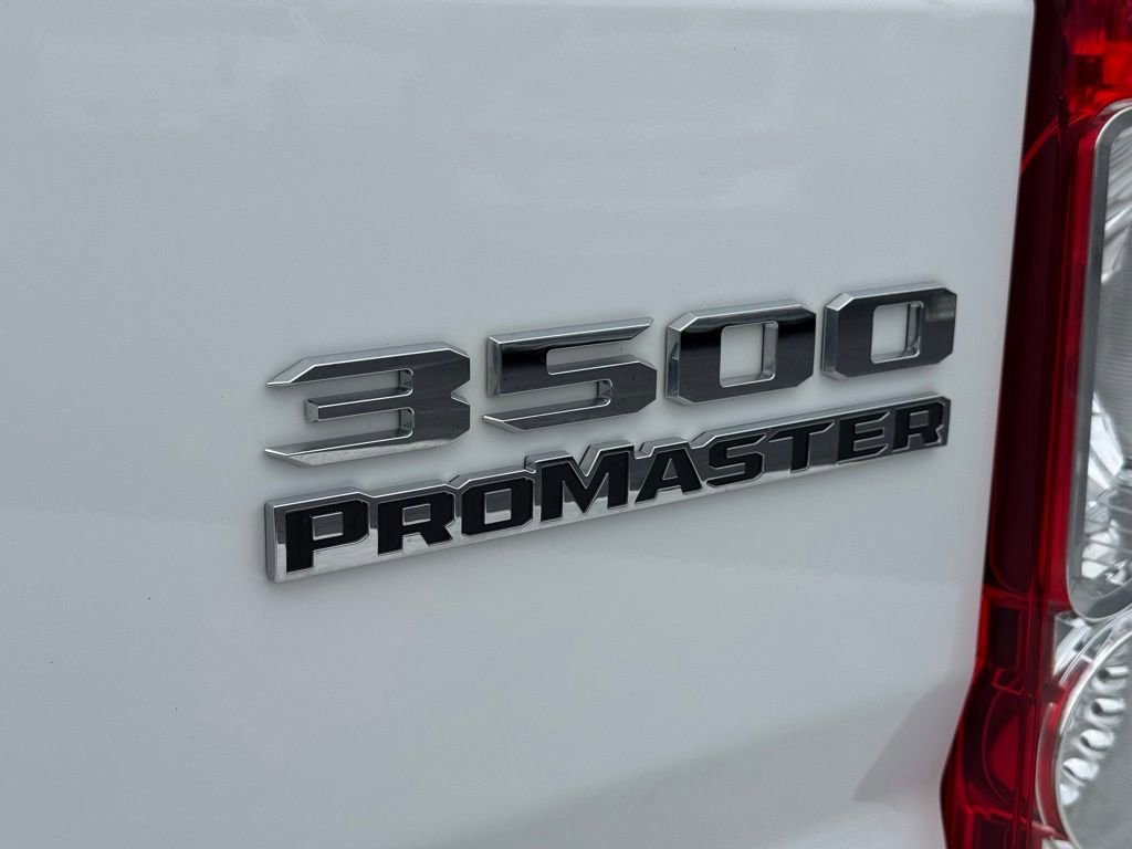Used 2025 Bright White Cl Ram Tradesman image 13
