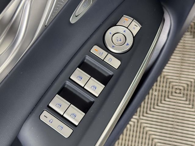 Used 2026 White Genesis 2.5T Sport Prestige image 18