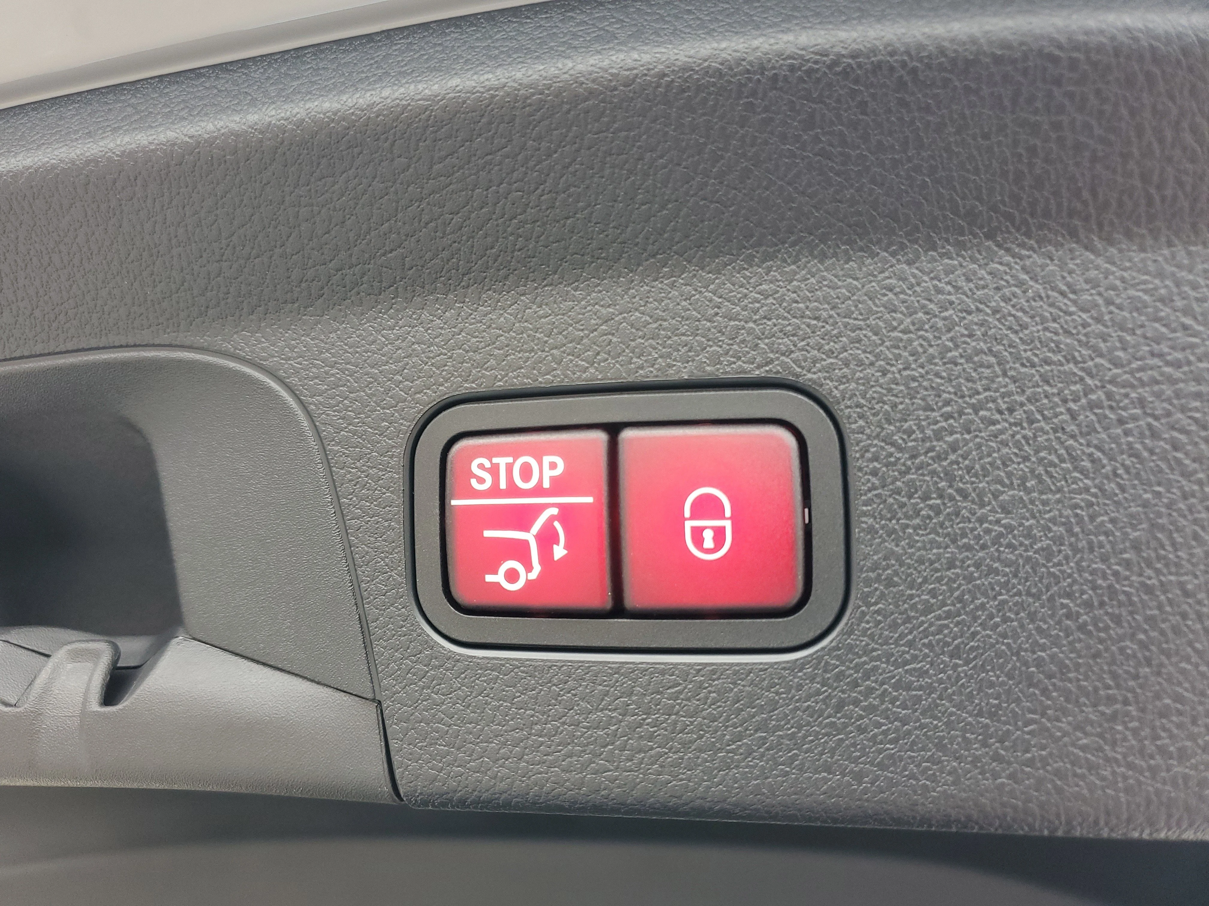 Certified Used 2024  Mercedes-Benz GLE 53 AMG® image 29