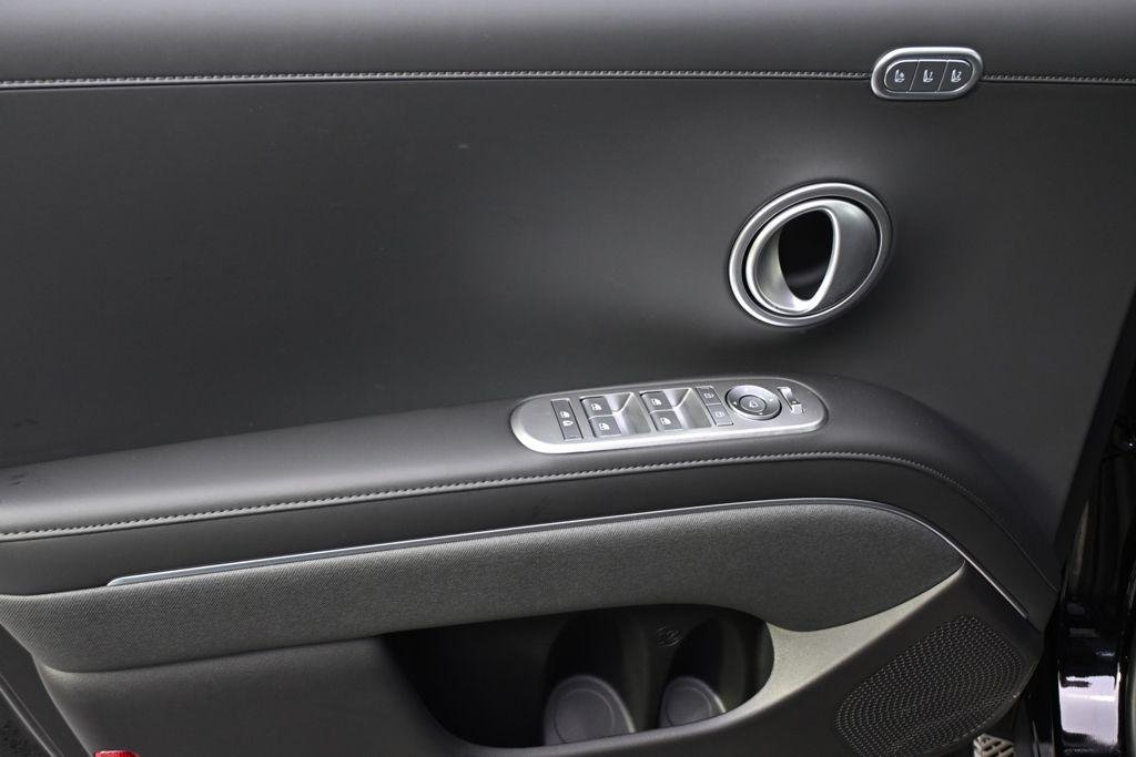 New 2026 Abyss Black Hyundai Calligraphy image 23