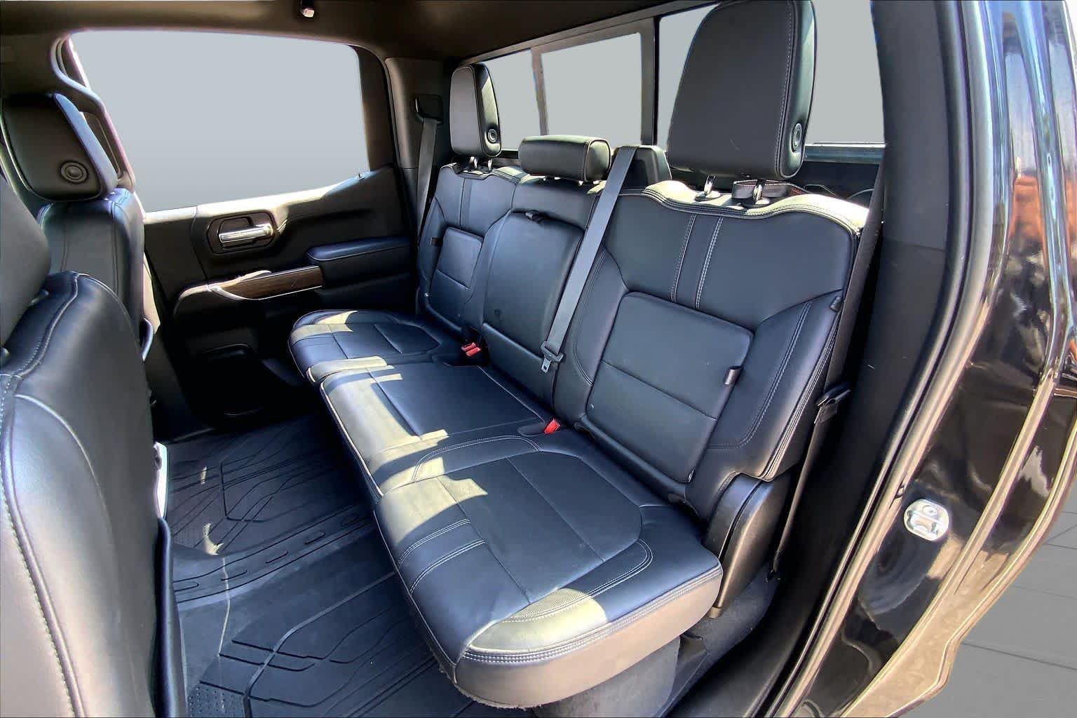 Used 2021 Black Chevrolet High Country image 20