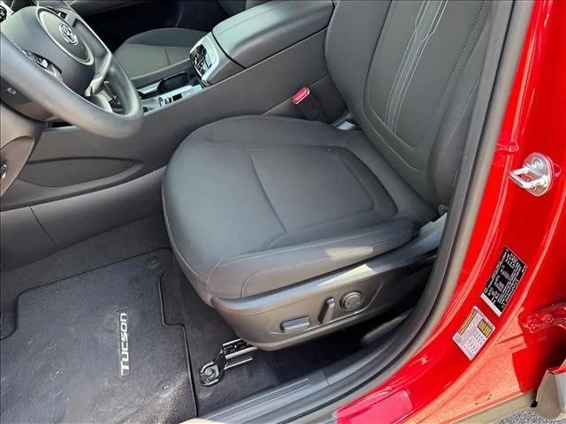Used 2023 Red Hyundai SEL image 7