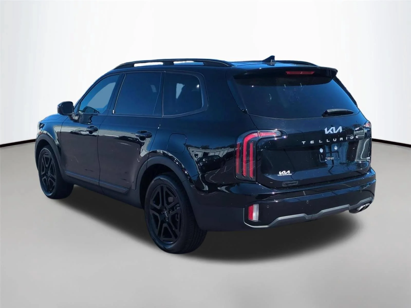 Used 2024 Ebony Black Kia EX X-Line image 3