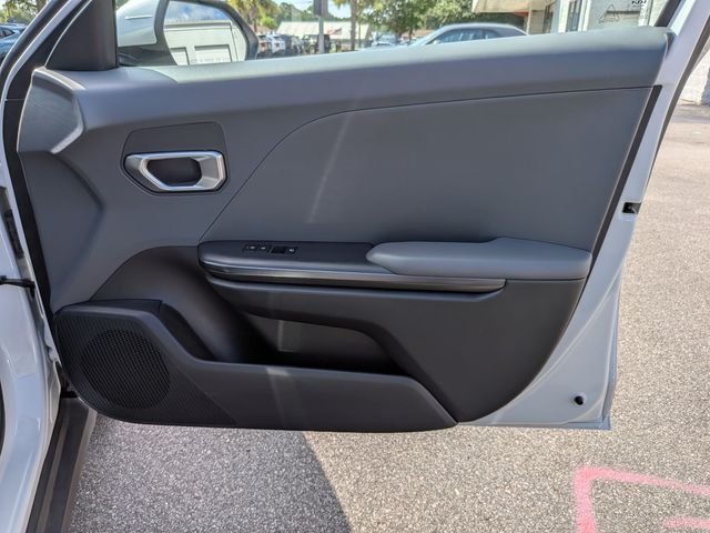 Certified Used 2025 White Kia LXS image 36