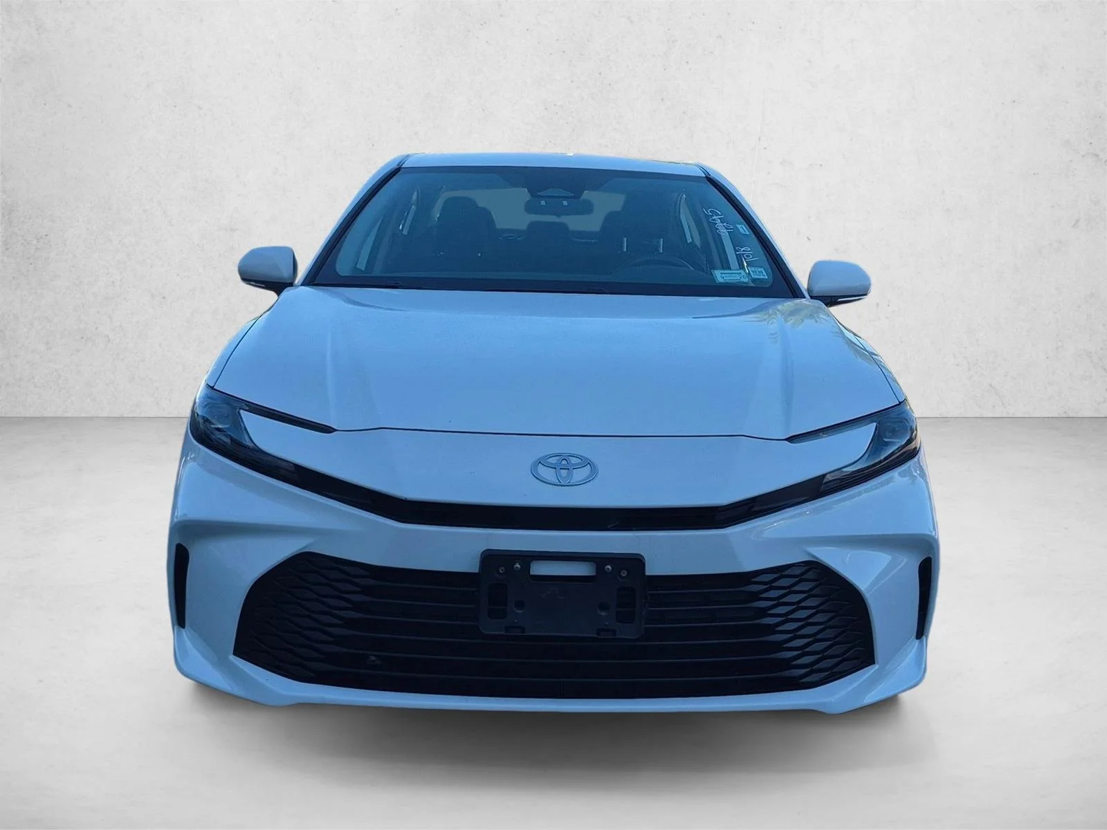 Used 2025 Ice Cap Toyota LE image 2