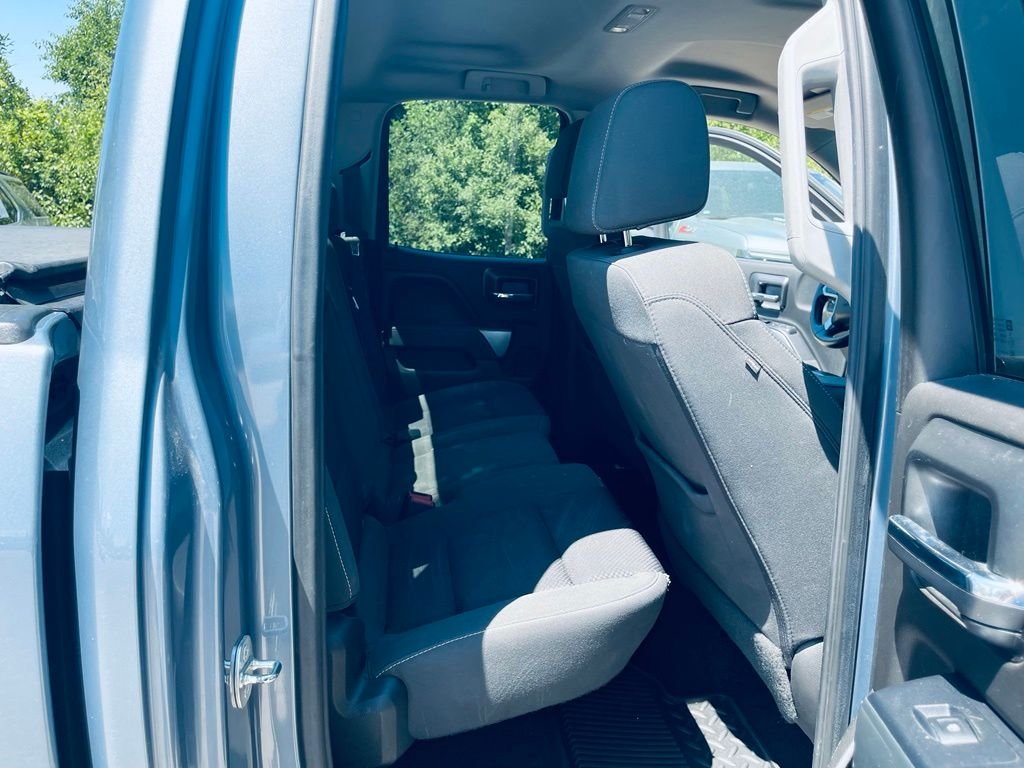 Used 2016 Gray Chevrolet LT image 21