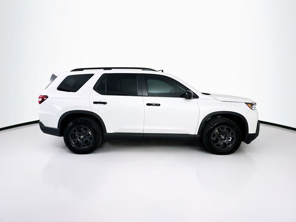 Certified Used 2026 Platinum White Pearl Honda TrailSport image 9