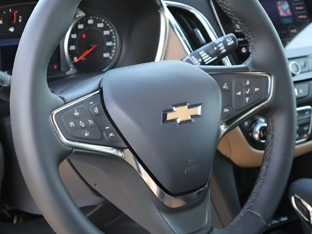 Used 2024 White Chevrolet Premier image 20