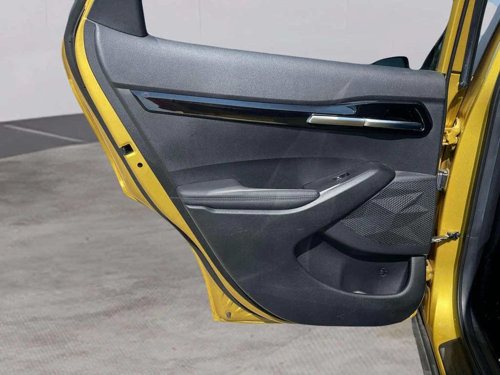 Used 2023 Starbright Yellow/Black Roof Kia S image 21