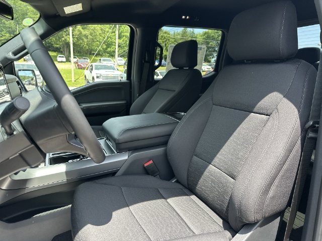 New 2026 Agate Black Metallic Ford XLT image 22