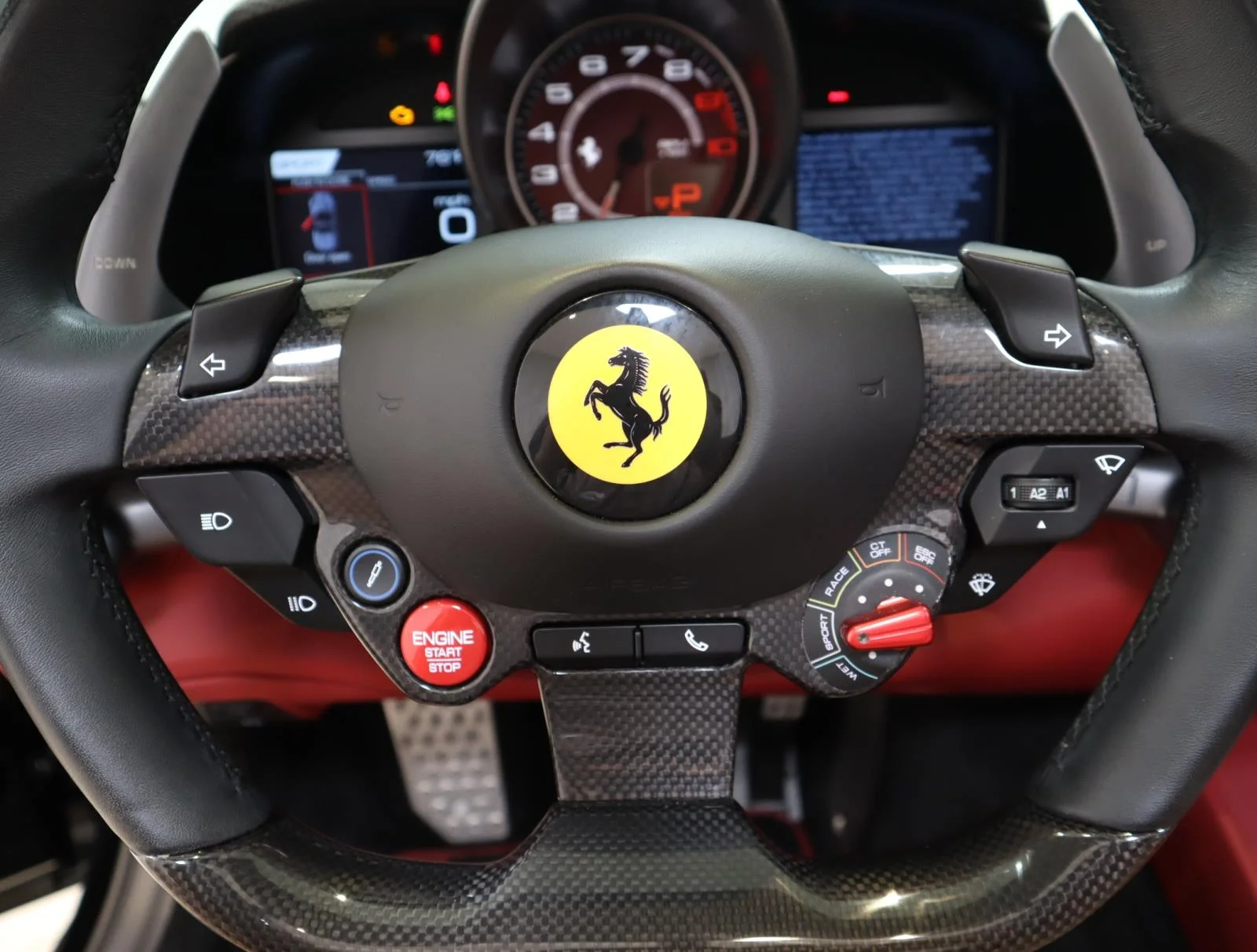 Used 2021 Nero Ferrari Convertible image 28