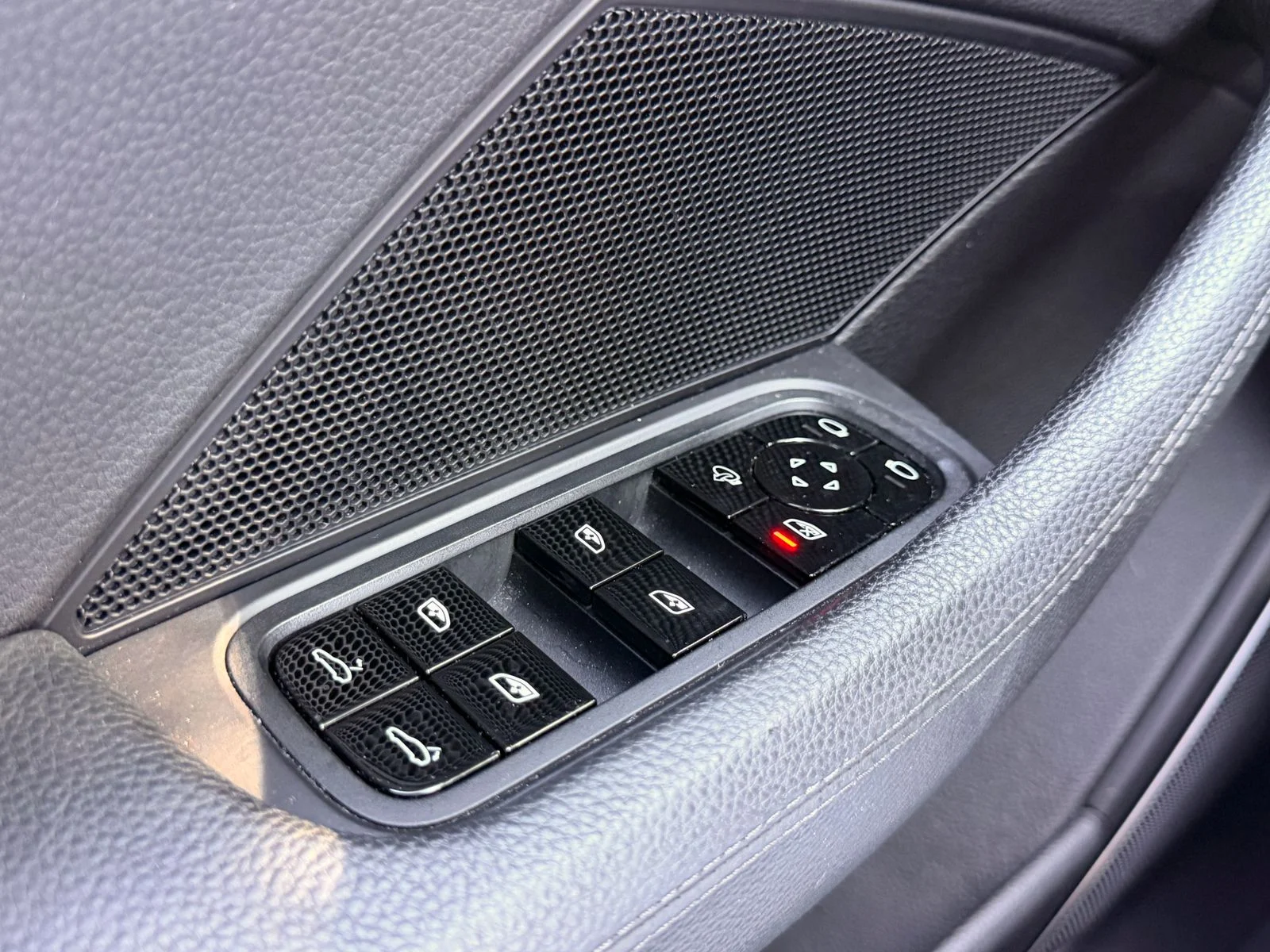 Used 2019 Black Porsche 4 image 20