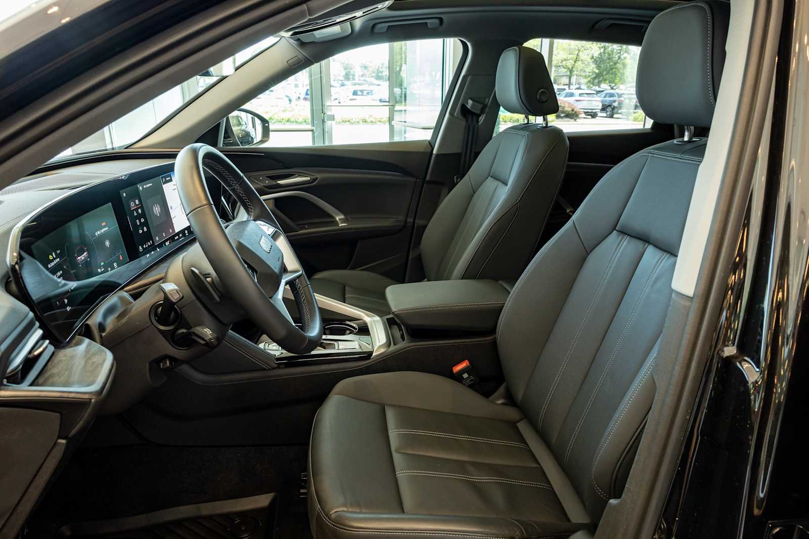 Used 2025 Mythos Black metallic Audi Premium image 29