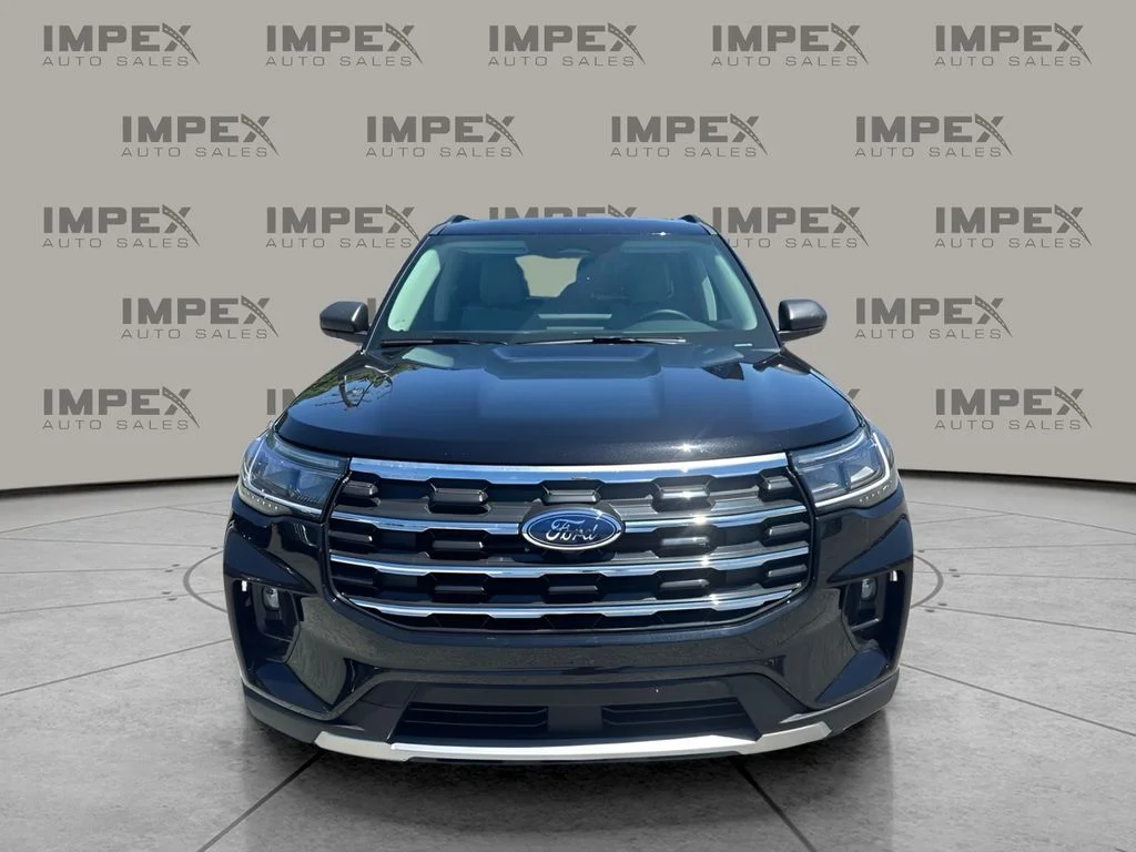 Used 2025 Black Ford Active image 8