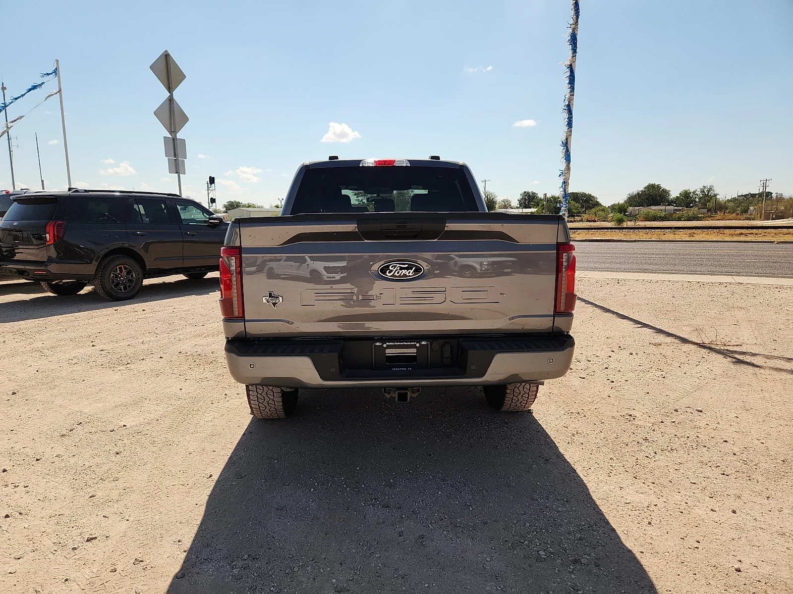 New 2026 Carbonized Gray Metallic Ford XLT image 6