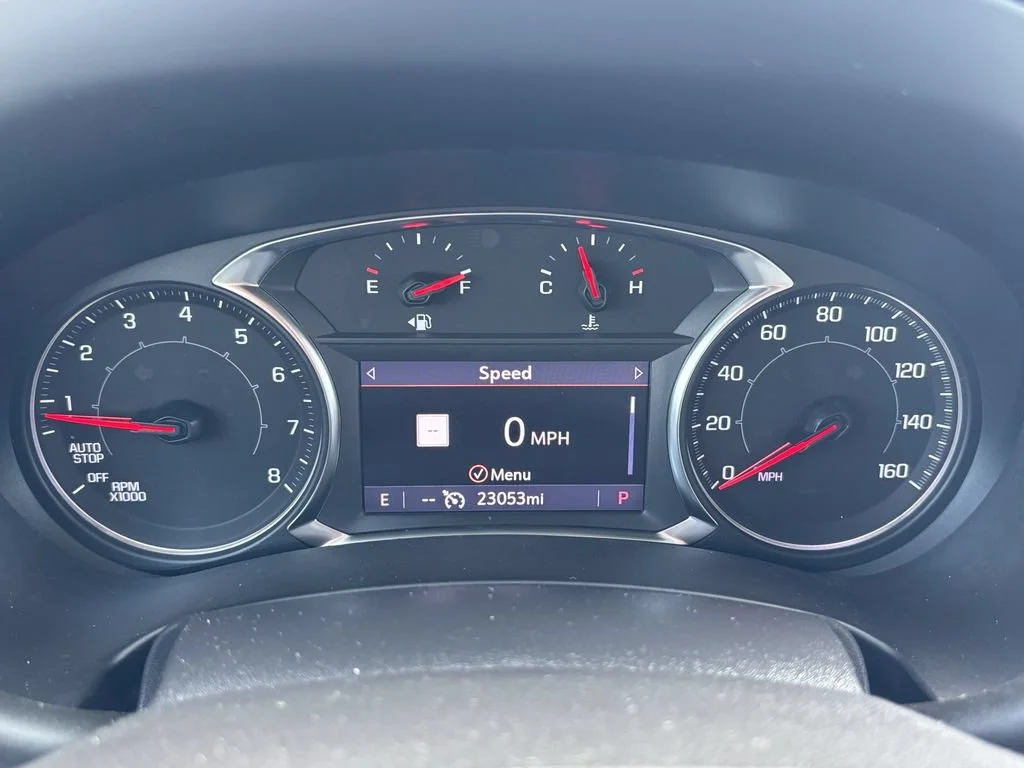 Used 2023 STERLING METALLIC GMC SLT image 29