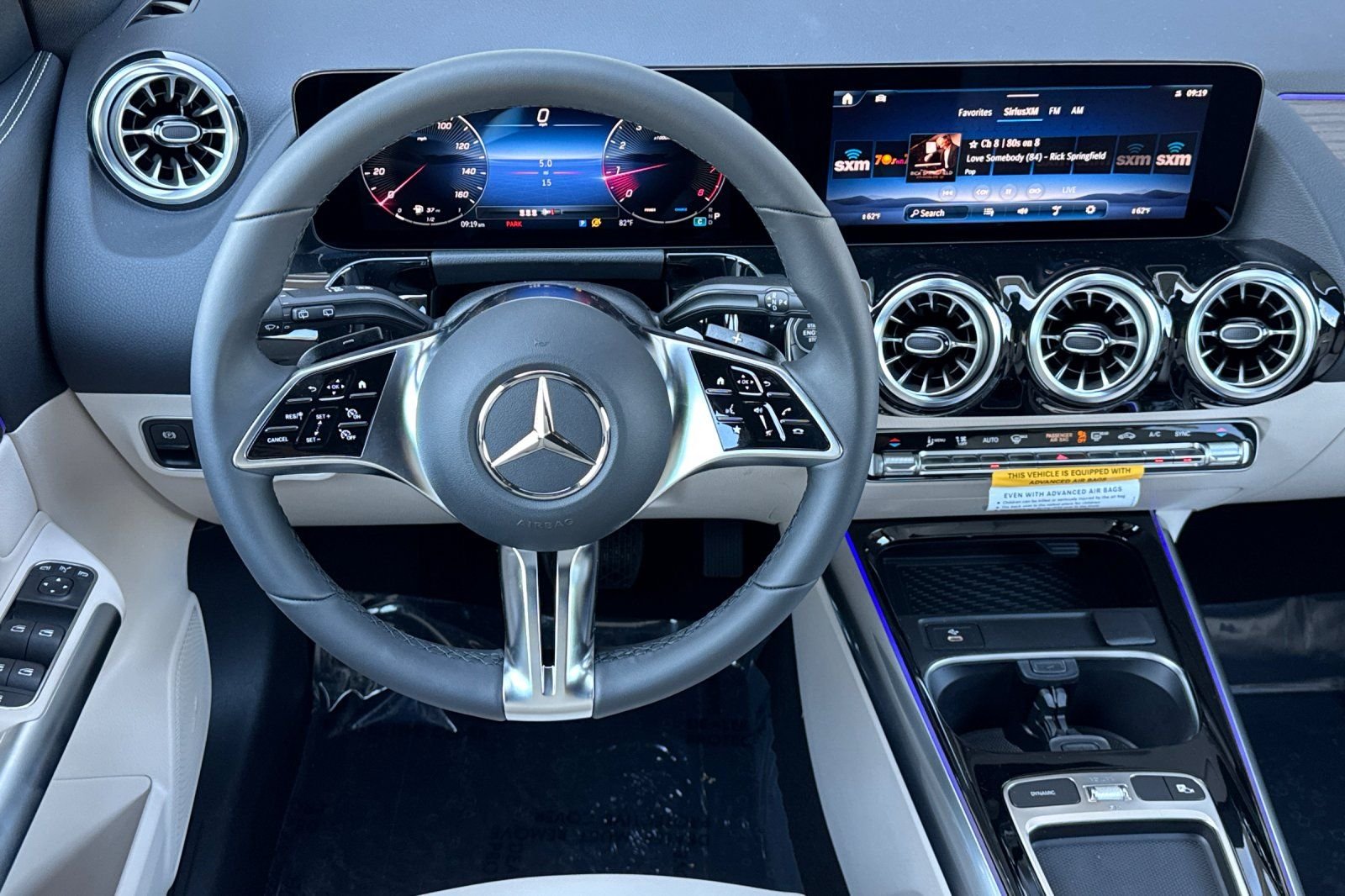 New 2026 Polar White Mercedes-Benz GLA 250 image 26