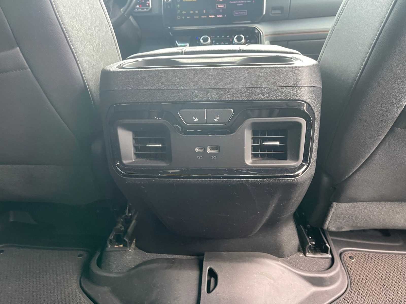 Used 2024 Sterling Metallic GMC AT4 image 25