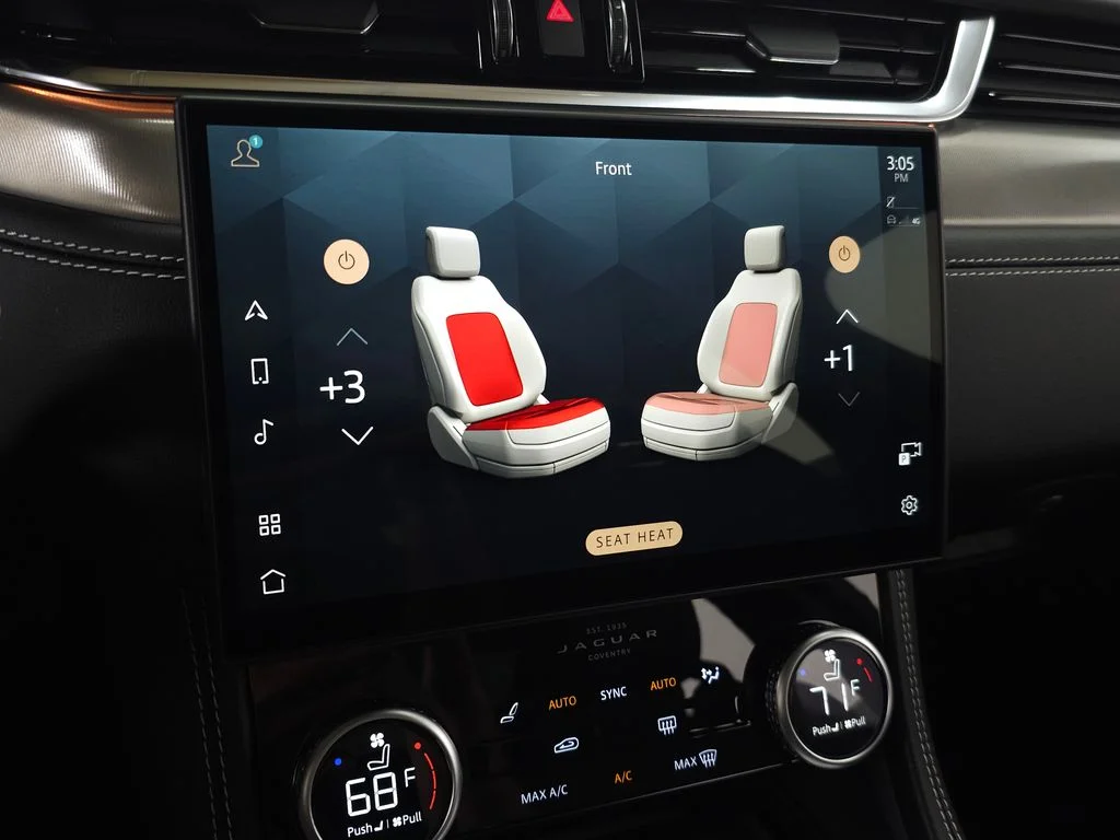 Used 2025  Jaguar P250 R-Dynamic S image 31