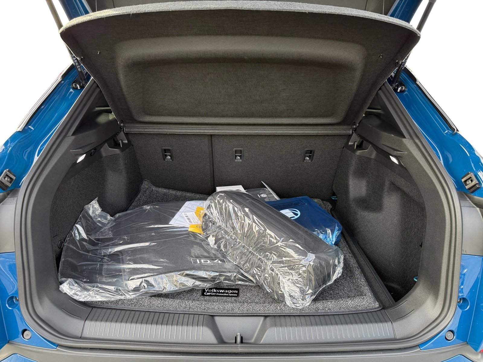 New 2026 Lake Blue Volkswagen Pro image 17