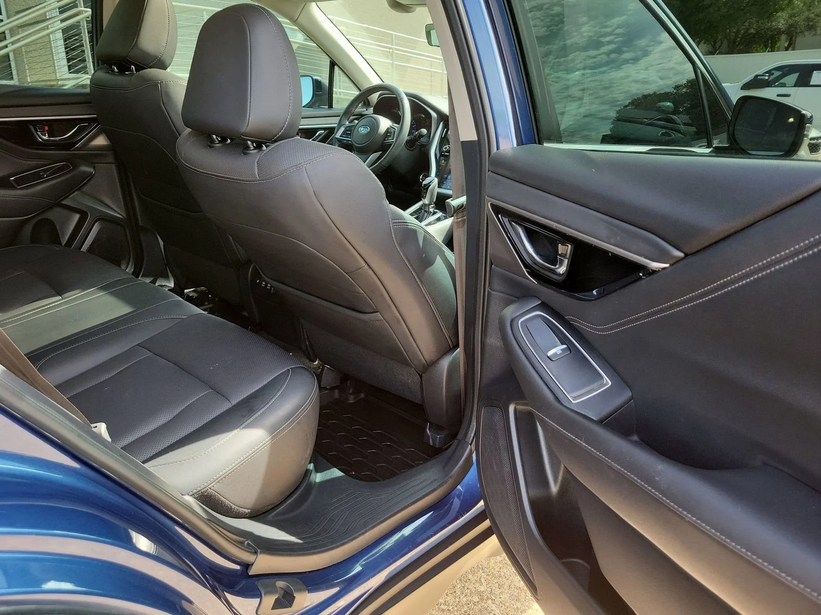 2022 Subaru Outback Limited - Photo 28