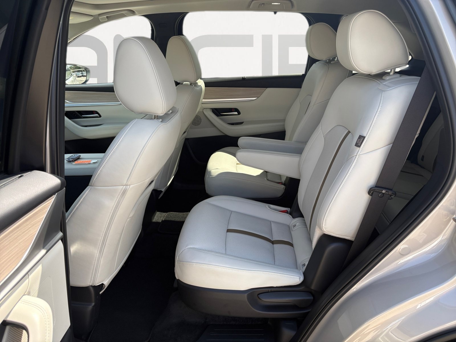 Used 2026 Platinum Quartz Mazda Premium Plus image 22
