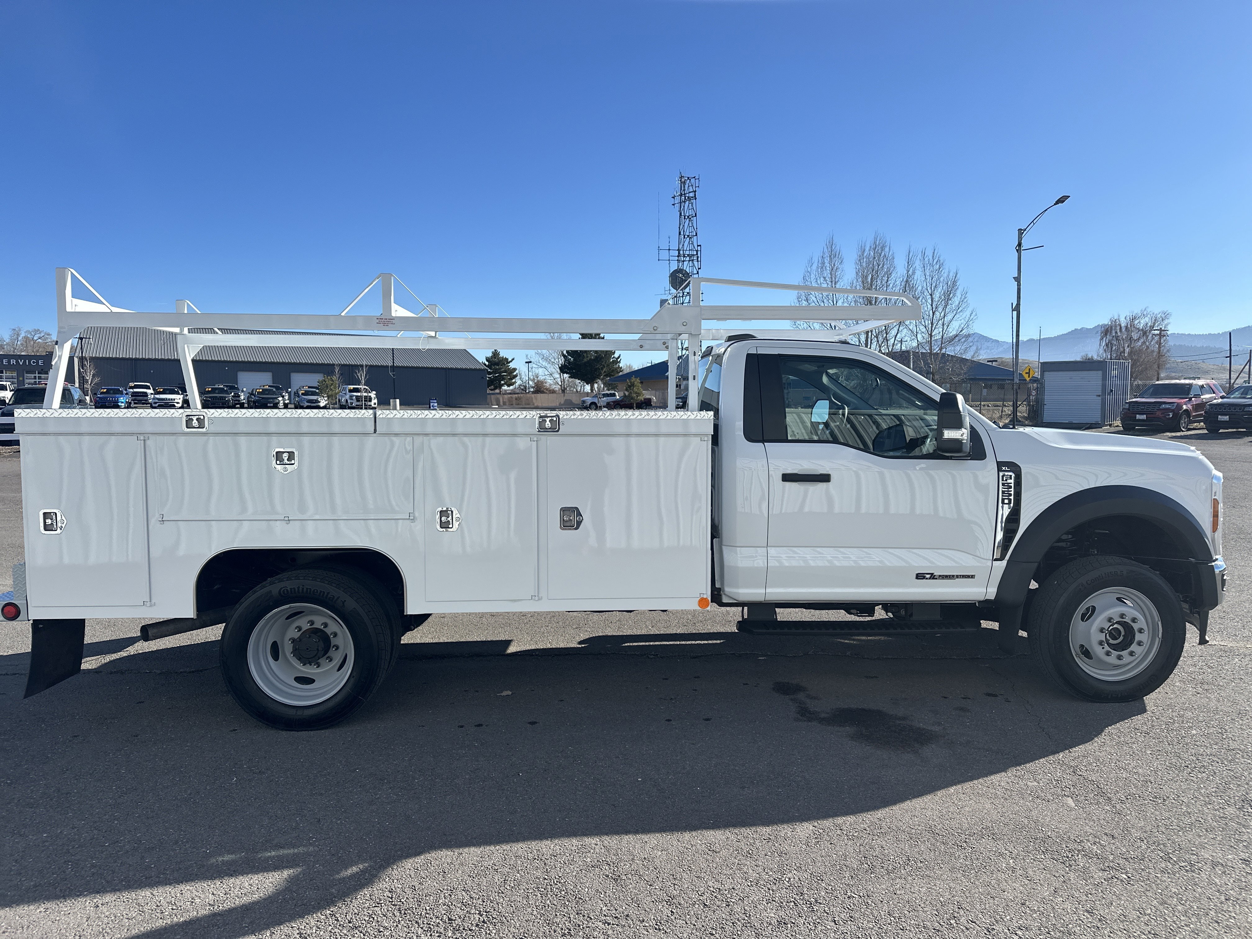 2026 Ford F-550 Super Duty Chassis Cab XL - Photo 6