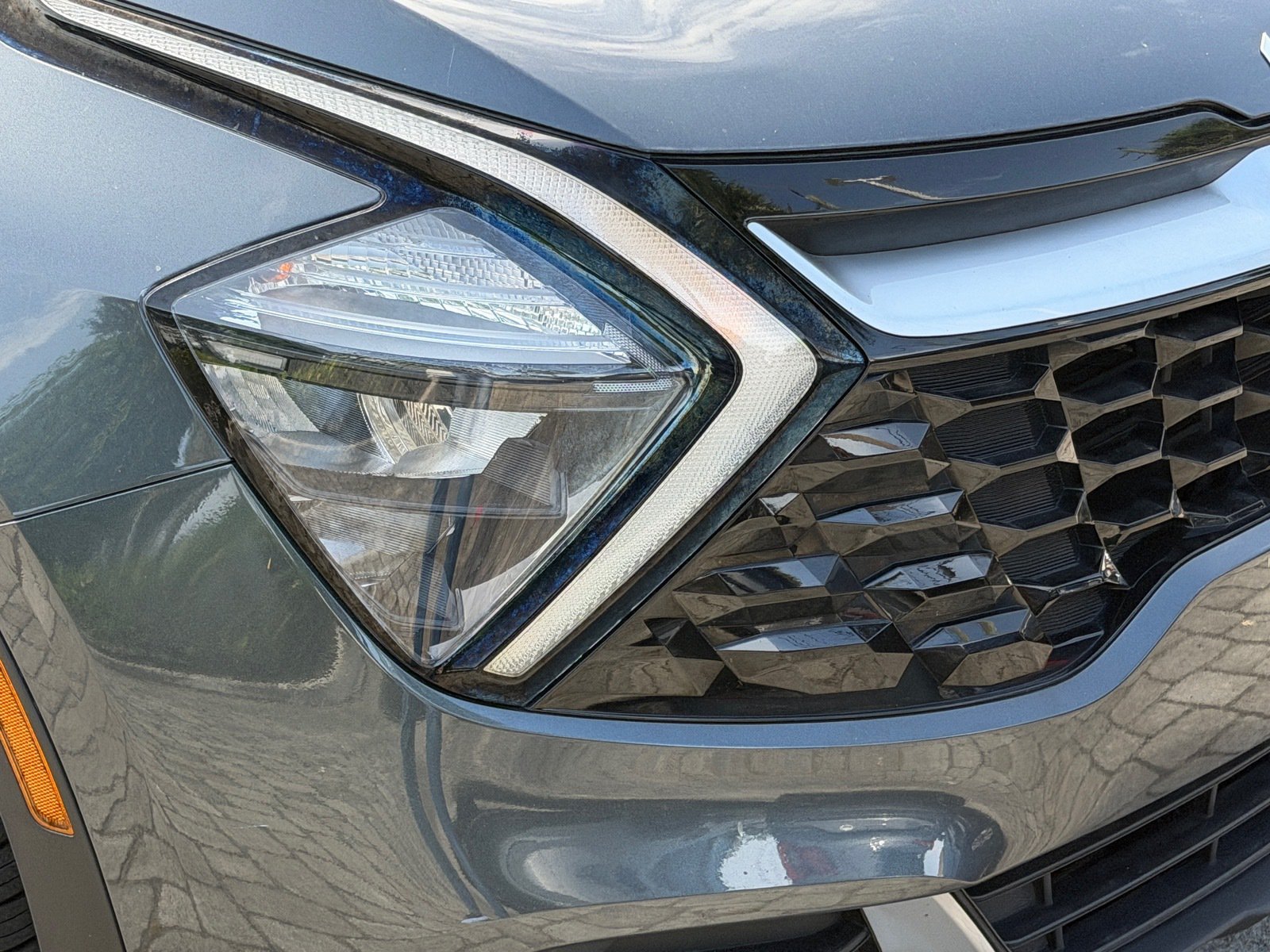Used 2023 Gravity Gray Kia EX image 10