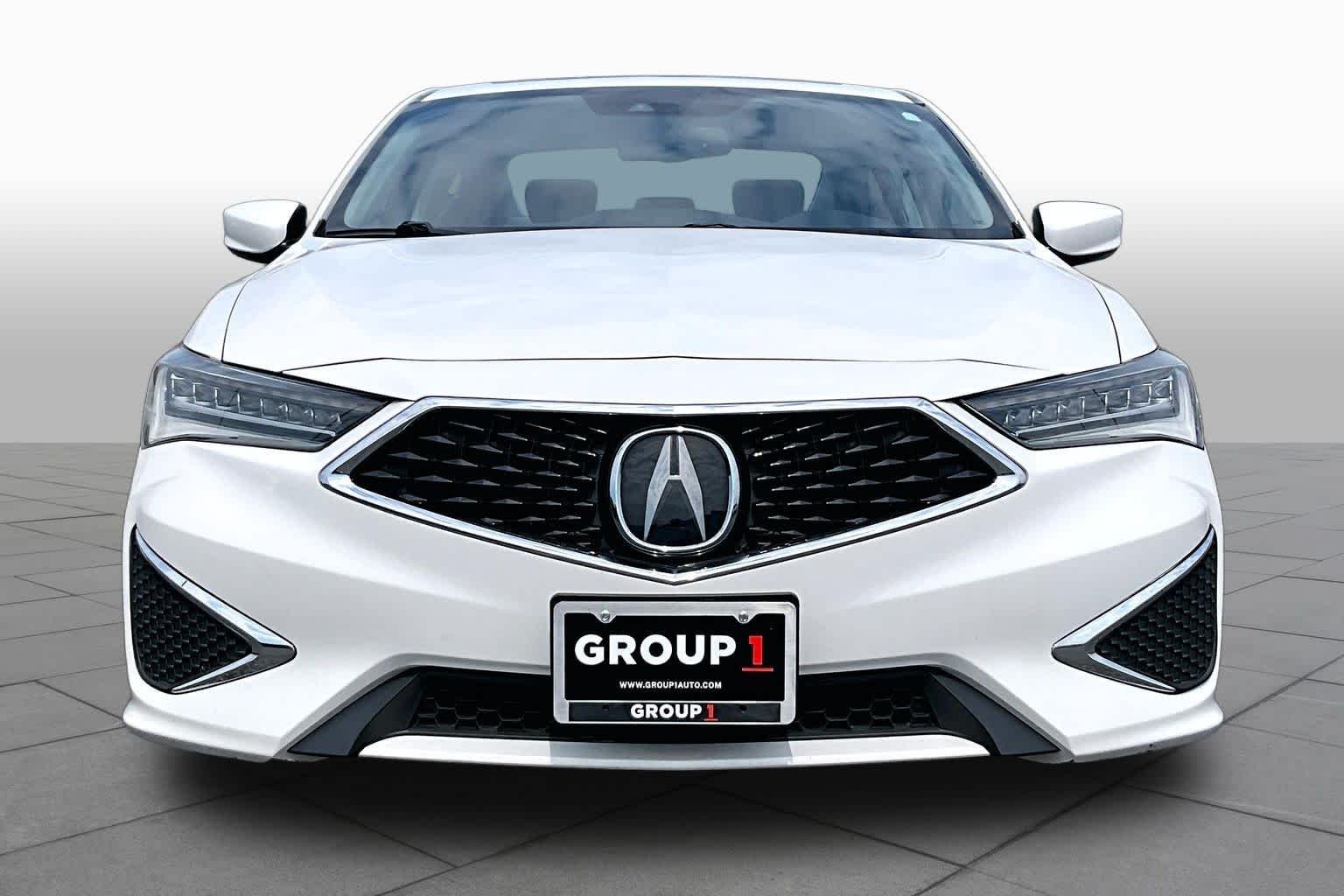 Used 2019 Platinum White Pearl Acura w/Premium Pkg image 4