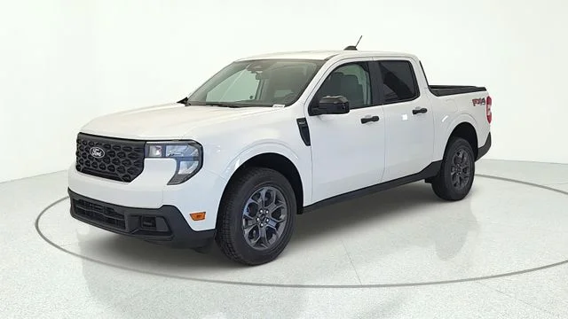 New 2026 White Ford XLT image 3