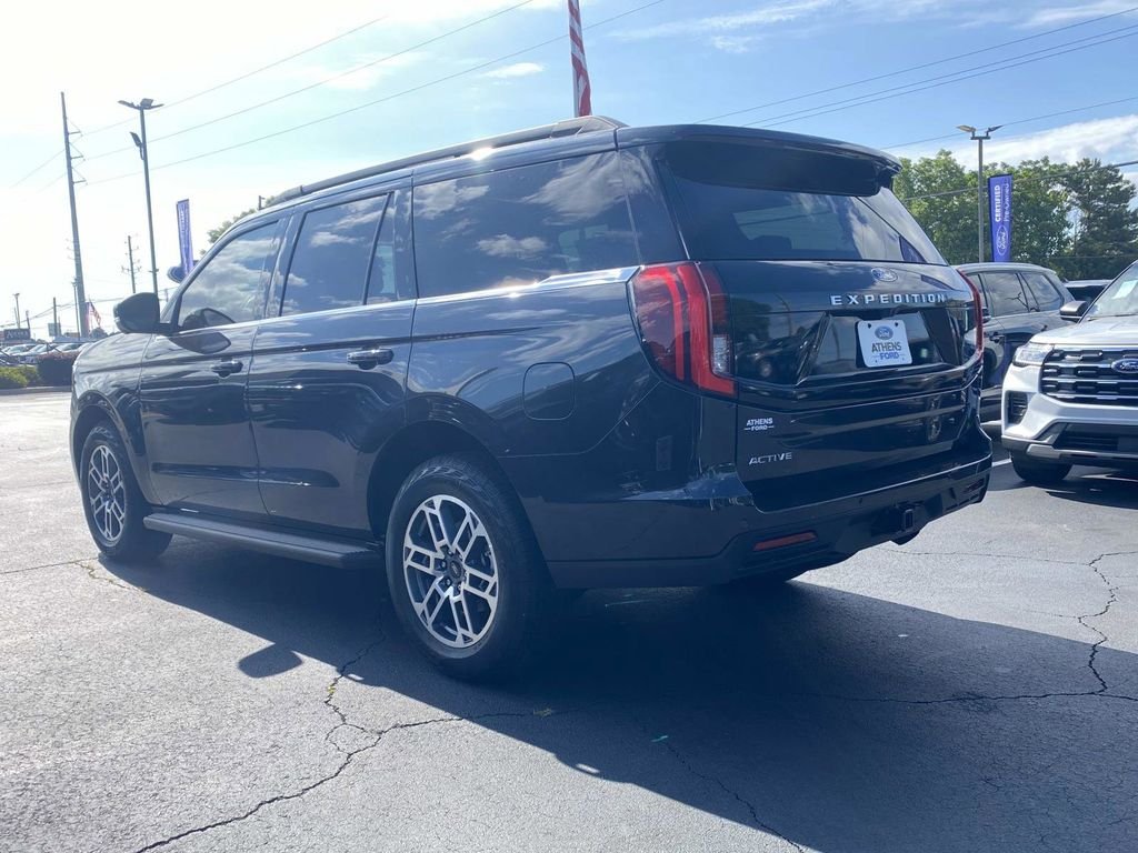 New 2026 Dark Matter Gray Metallic Ford Active image 5