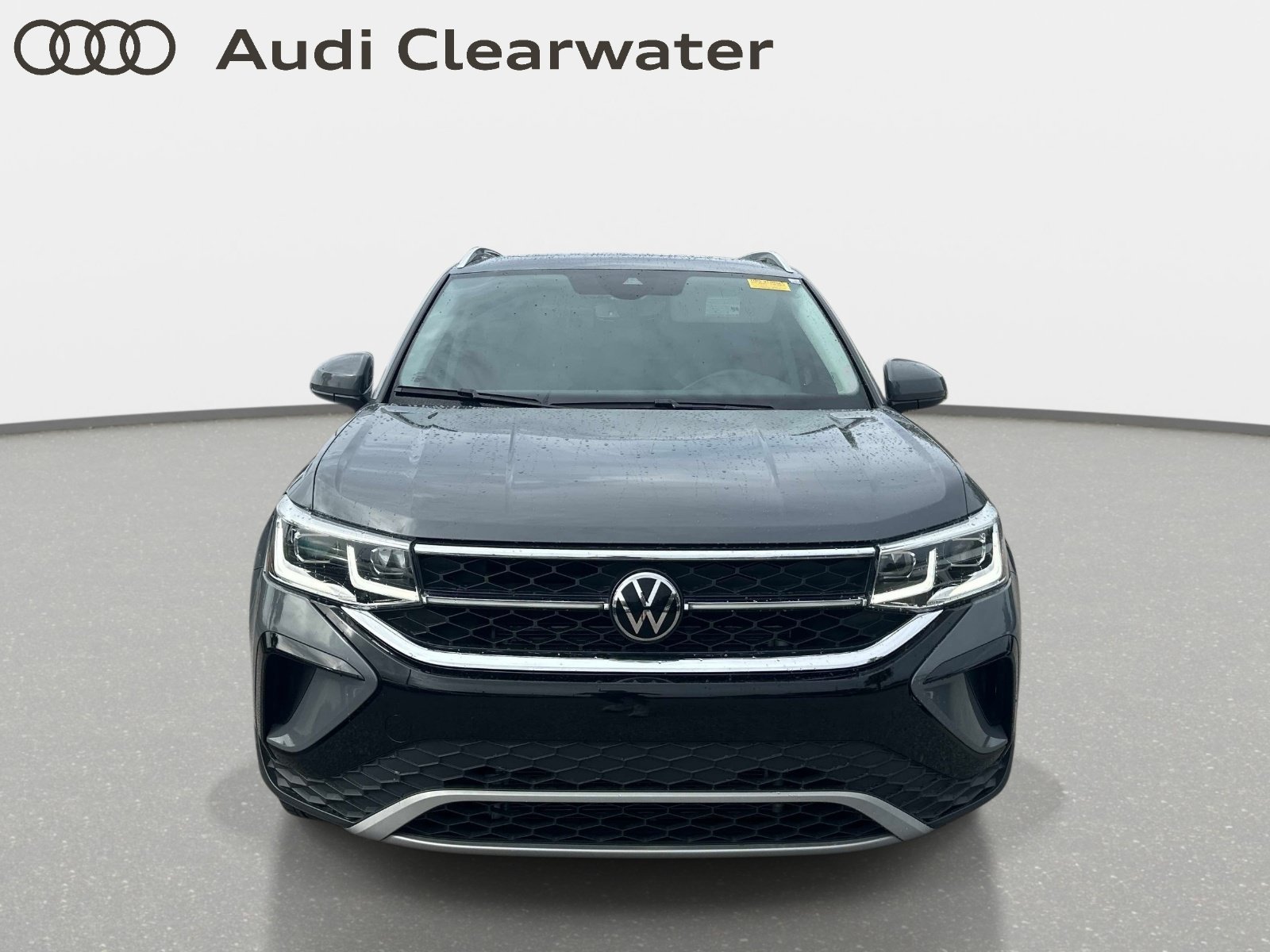 Used 2023 Gray Volkswagen SEL image 5