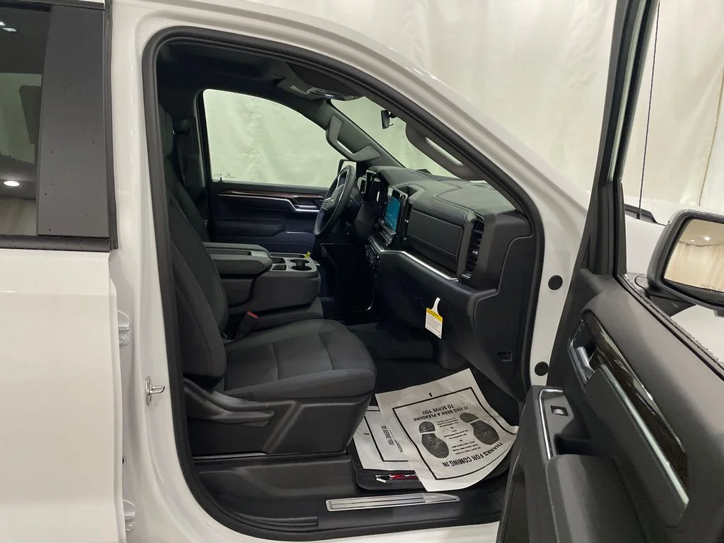 2026 Chevrolet Silverado 1500 LT - Photo 22