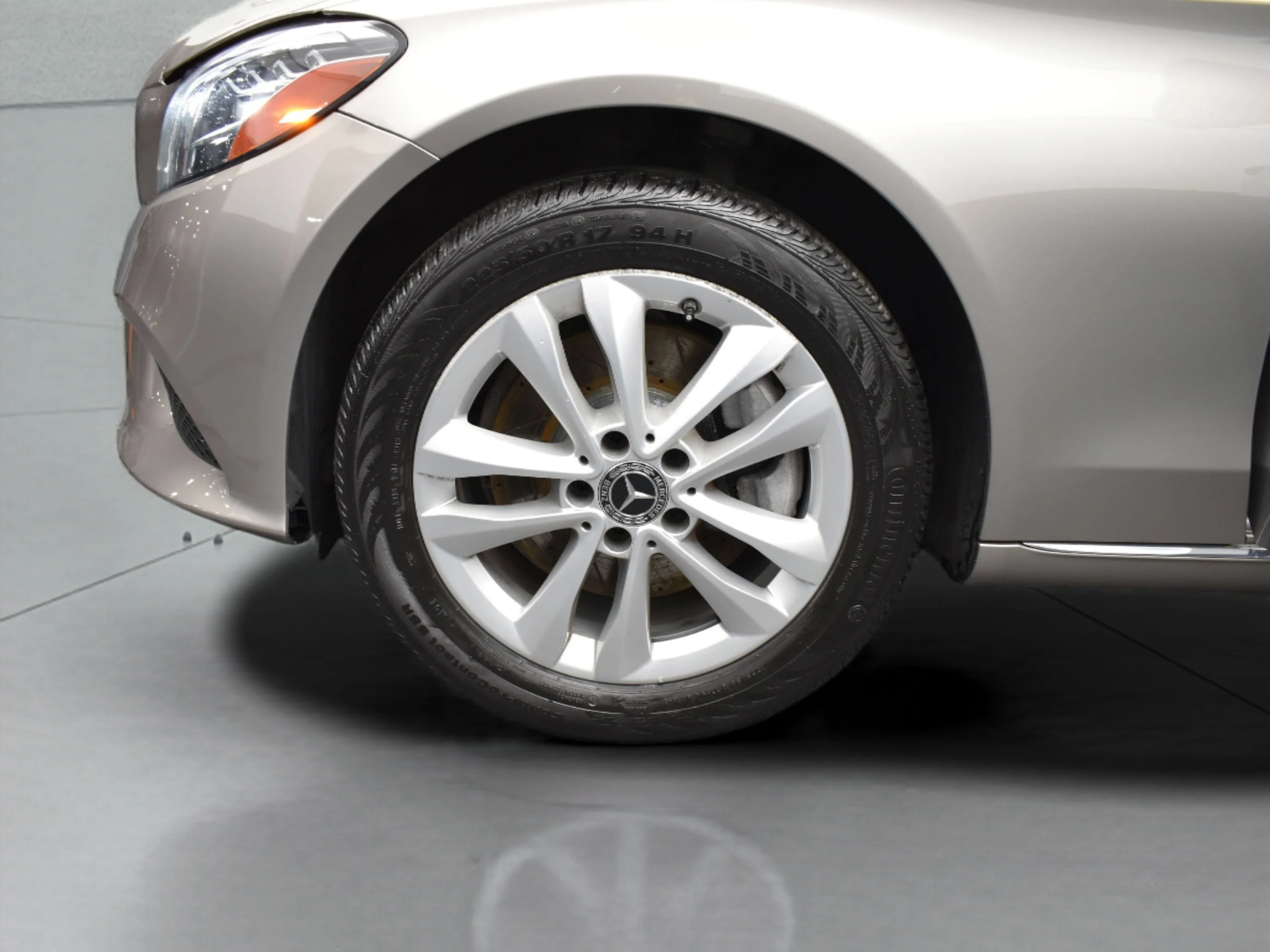 Used 2019 Selenite Grey Metallic Mercedes-Benz C 300 image 31