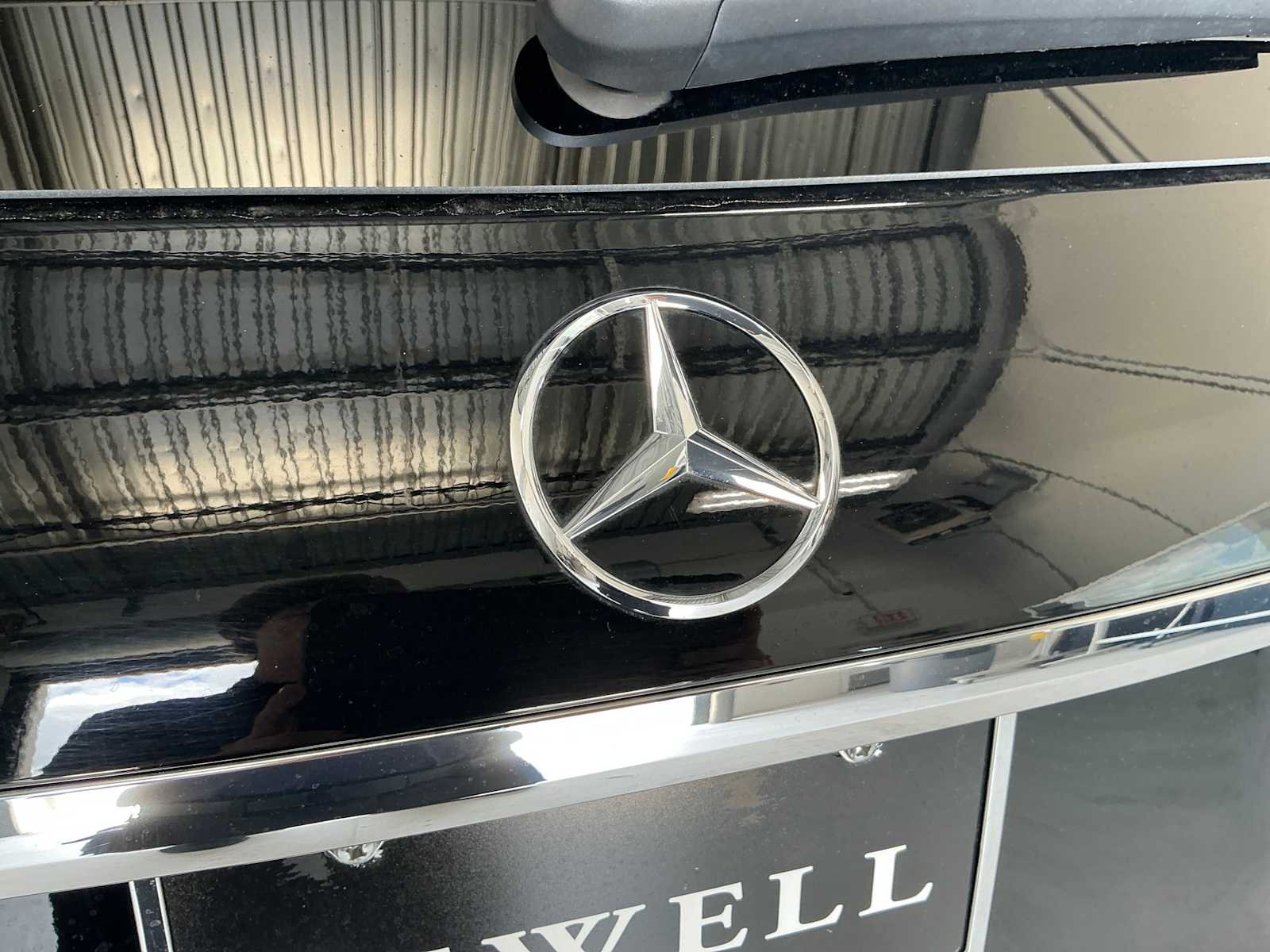 Certified Used 2022 Black Mercedes-Benz GLE 450 image 11