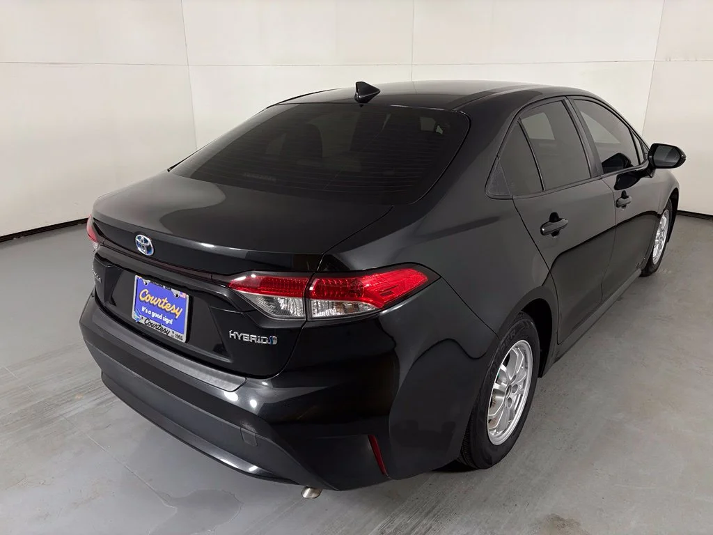Used 2022 Black Toyota LE image 8