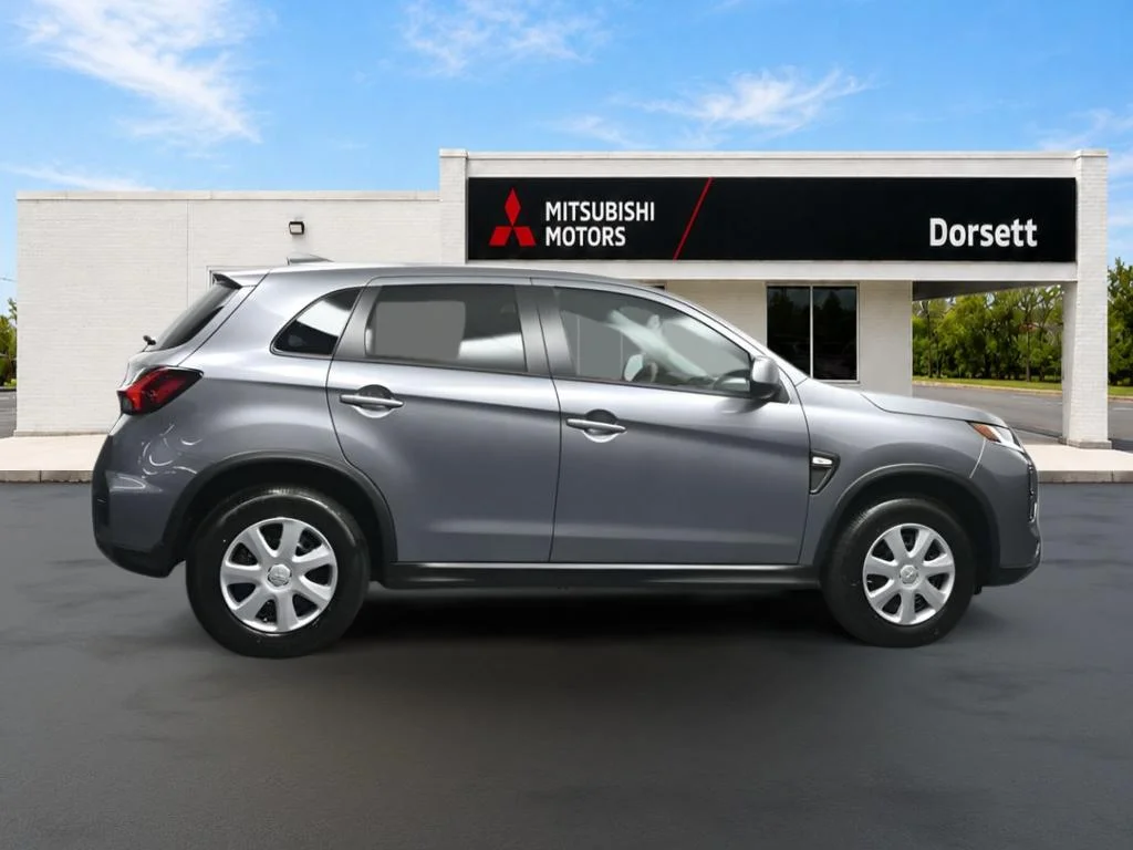 New 2026 Mercury Gray Metallic Mitsubishi S image 5