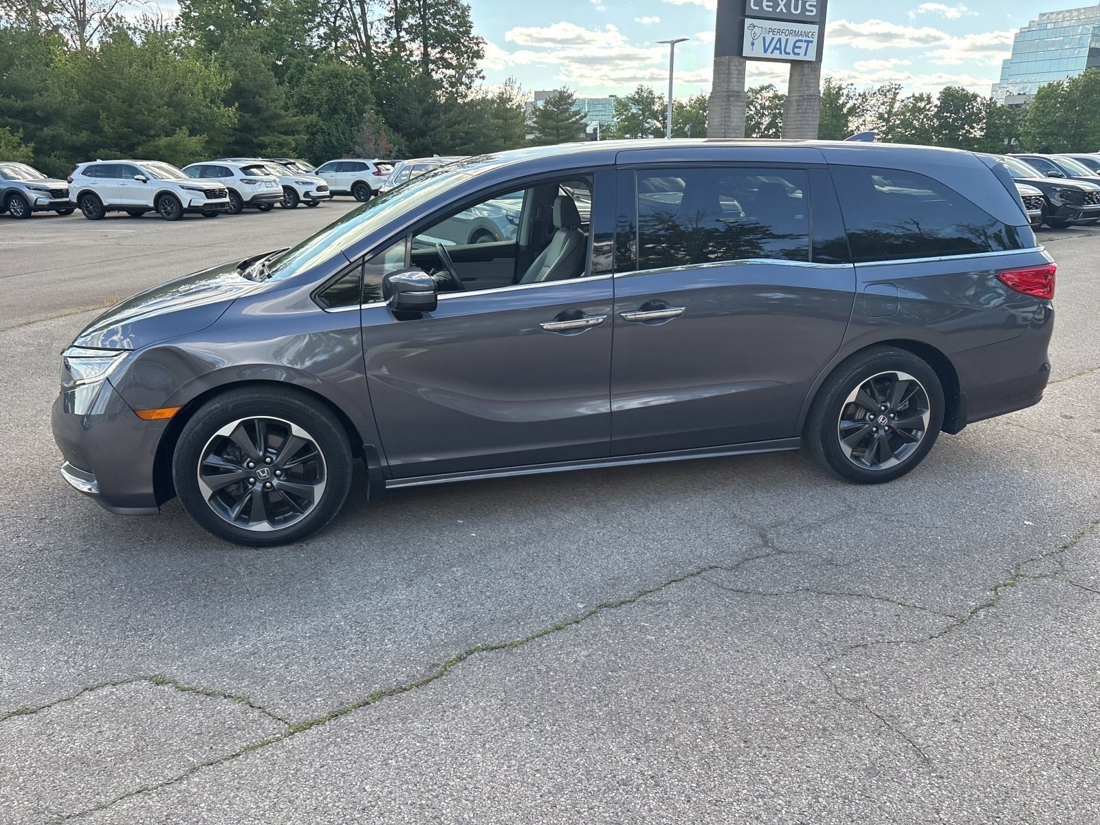 2024 Honda Odyssey Elite - Photo 41
