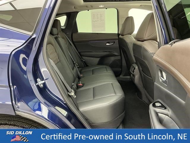Used 2025 Deep Ocean Blue Pearl/Super Black Nissan Platinum image 23