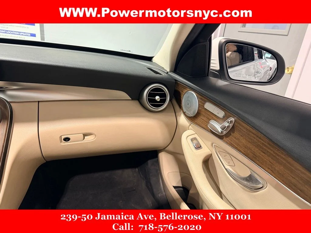 Used 2021 White Mercedes-Benz C 300 image 28