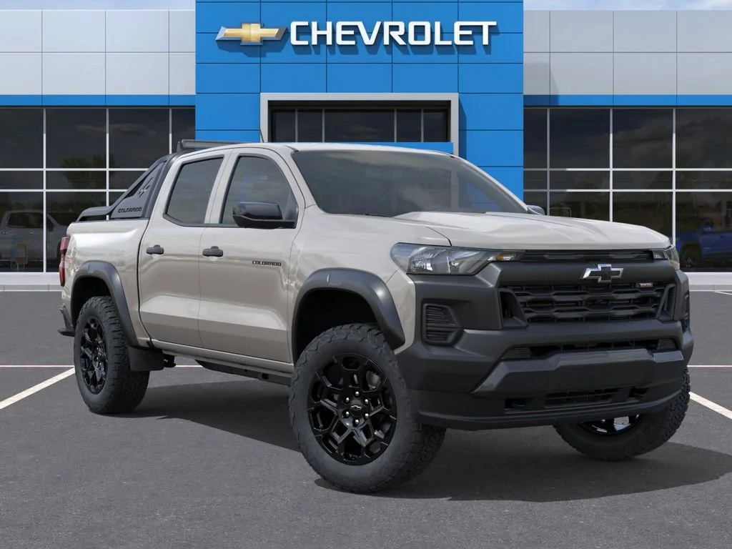 2026 Chevrolet Colorado Trail Boss - Photo 7