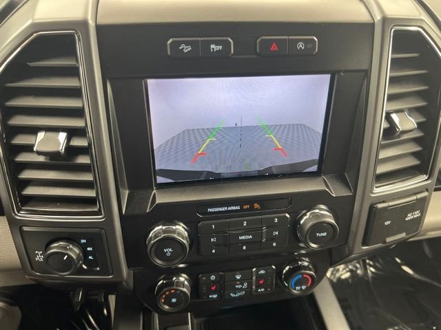 Used 2020 Blue Ford XLT image 18
