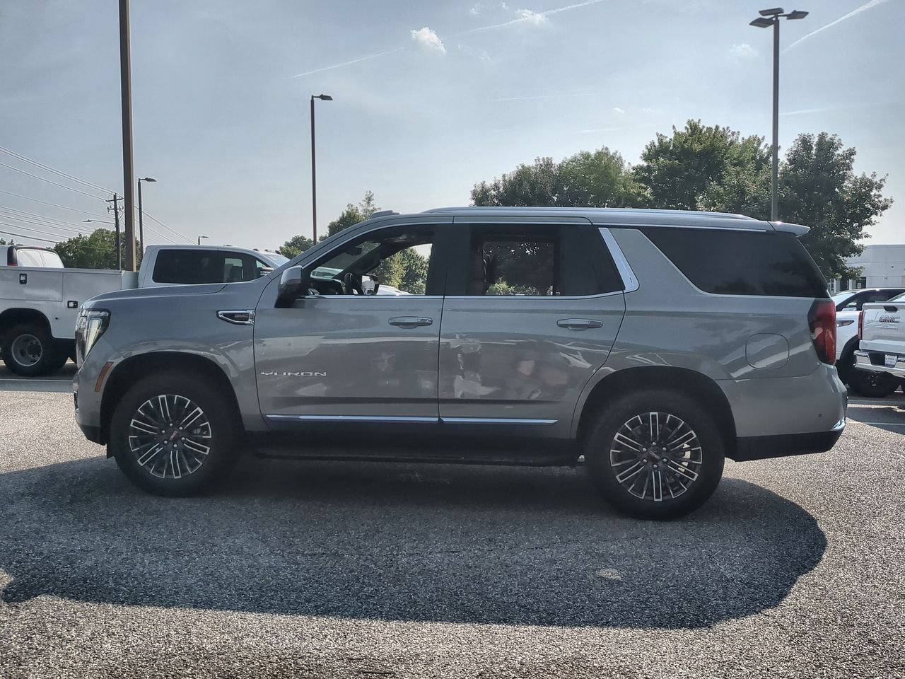 New 2026 Sterling Metallic GMC Elevation image 5