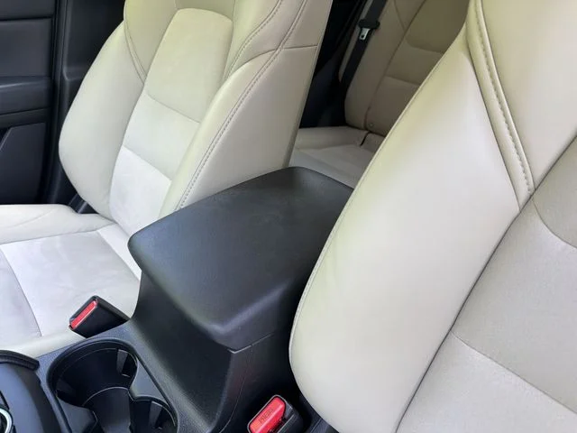 Used 2018 Blue Mazda Touring image 21