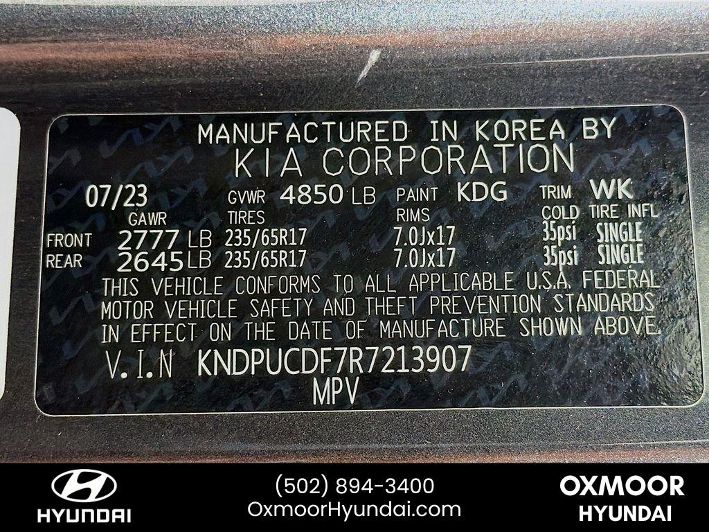 Used 2024 Gravity Gray Kia LX image 31