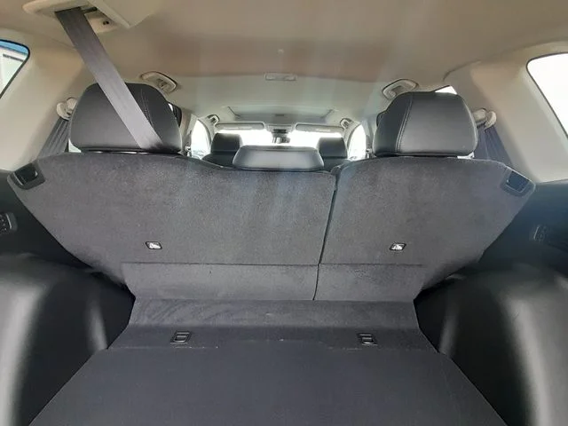 Used 2024 White Honda EX-L image 53
