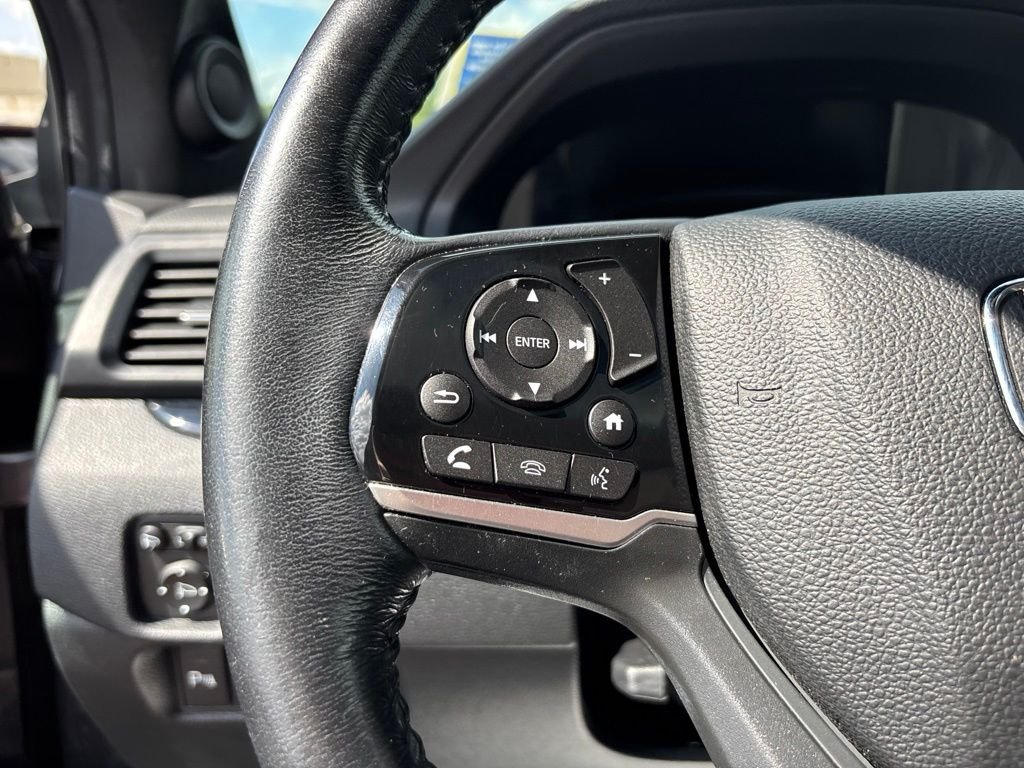 Used 2021 Gray Honda Touring image 22